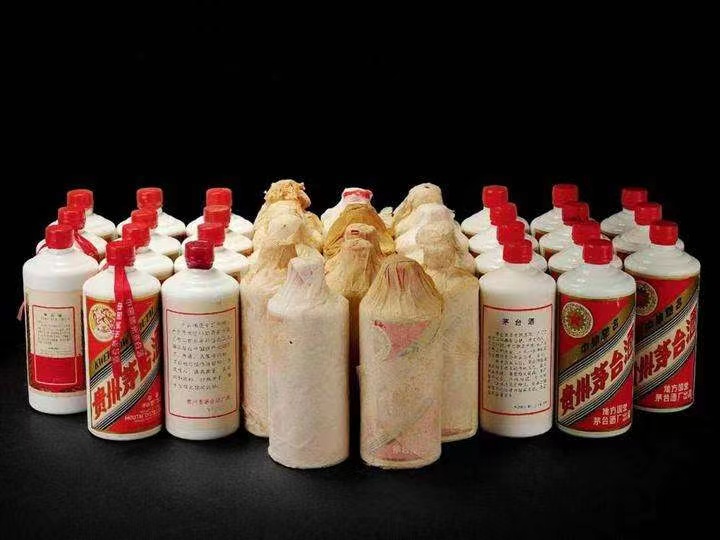 丰城日照岚山回收酒价格哪里回收(附近上门回收茅台酒）?